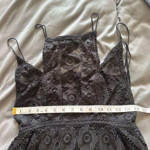 Free People Black Boho Just Like Honey Drape Hem Lace Mini Dress size 6 - Picture 14 of 14